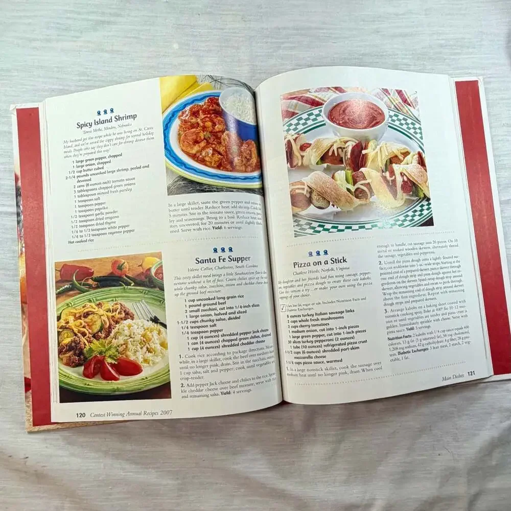 Taste of Home's Contest Winning Annual Recipes 2007 Hardcover Cookbook